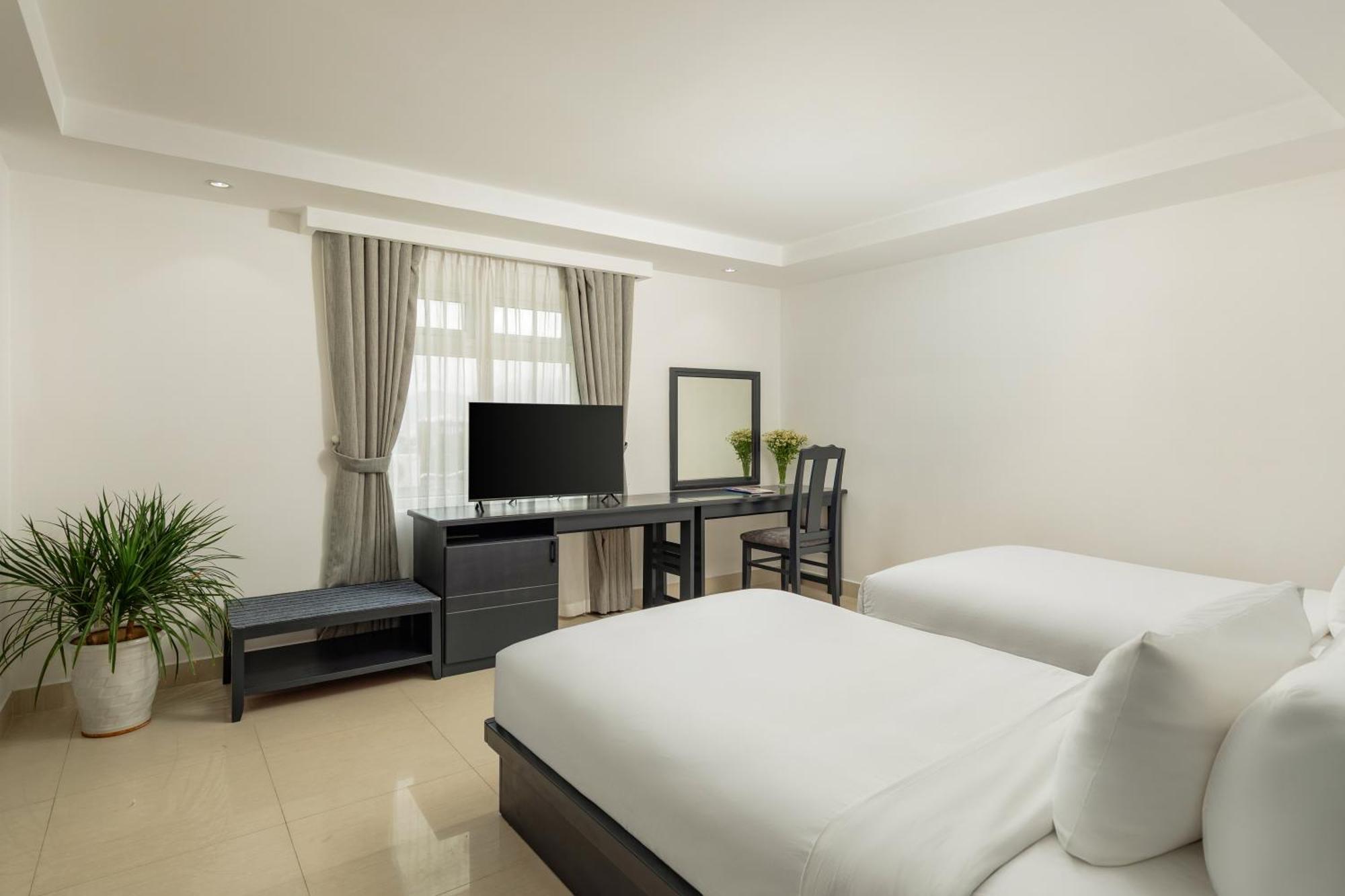 Kay Hotel Da Nang - Near Dragon Bridge Exterior photo